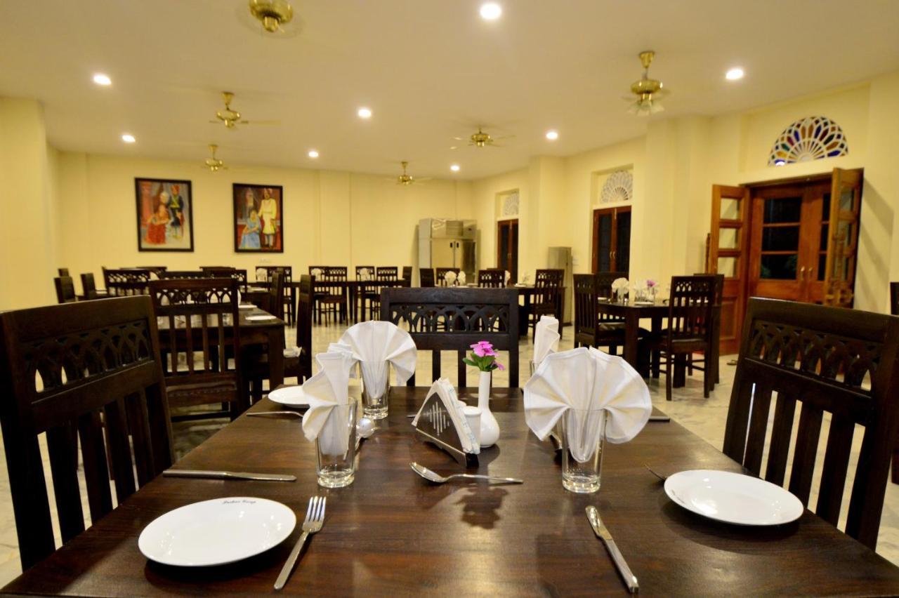 Aaram Baagh - A Luxury Nature Resort Udaipur Exterior foto